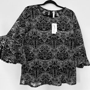 NWT - NY Collection Elegant Black and White Patterned Women's Top Size 1X